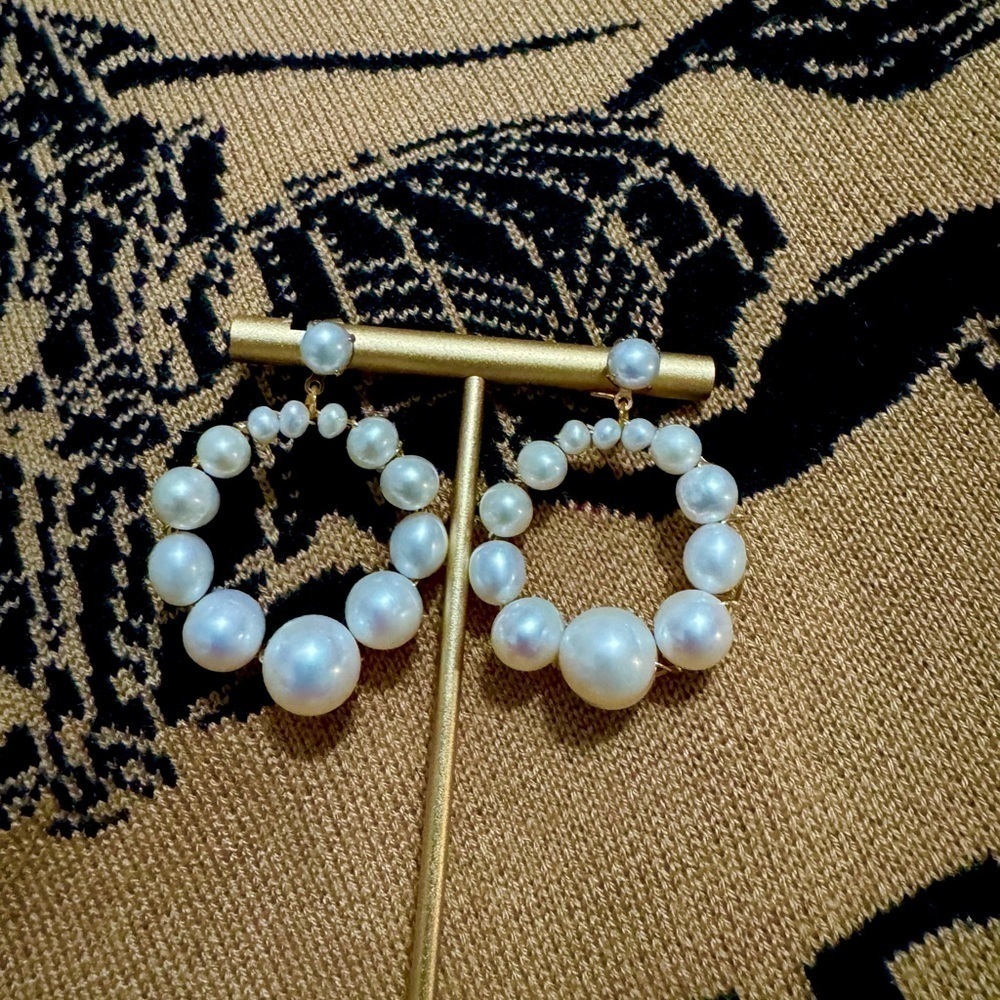 New - Anthropologie bridal collection pearl earrings - Picture 1 of 3